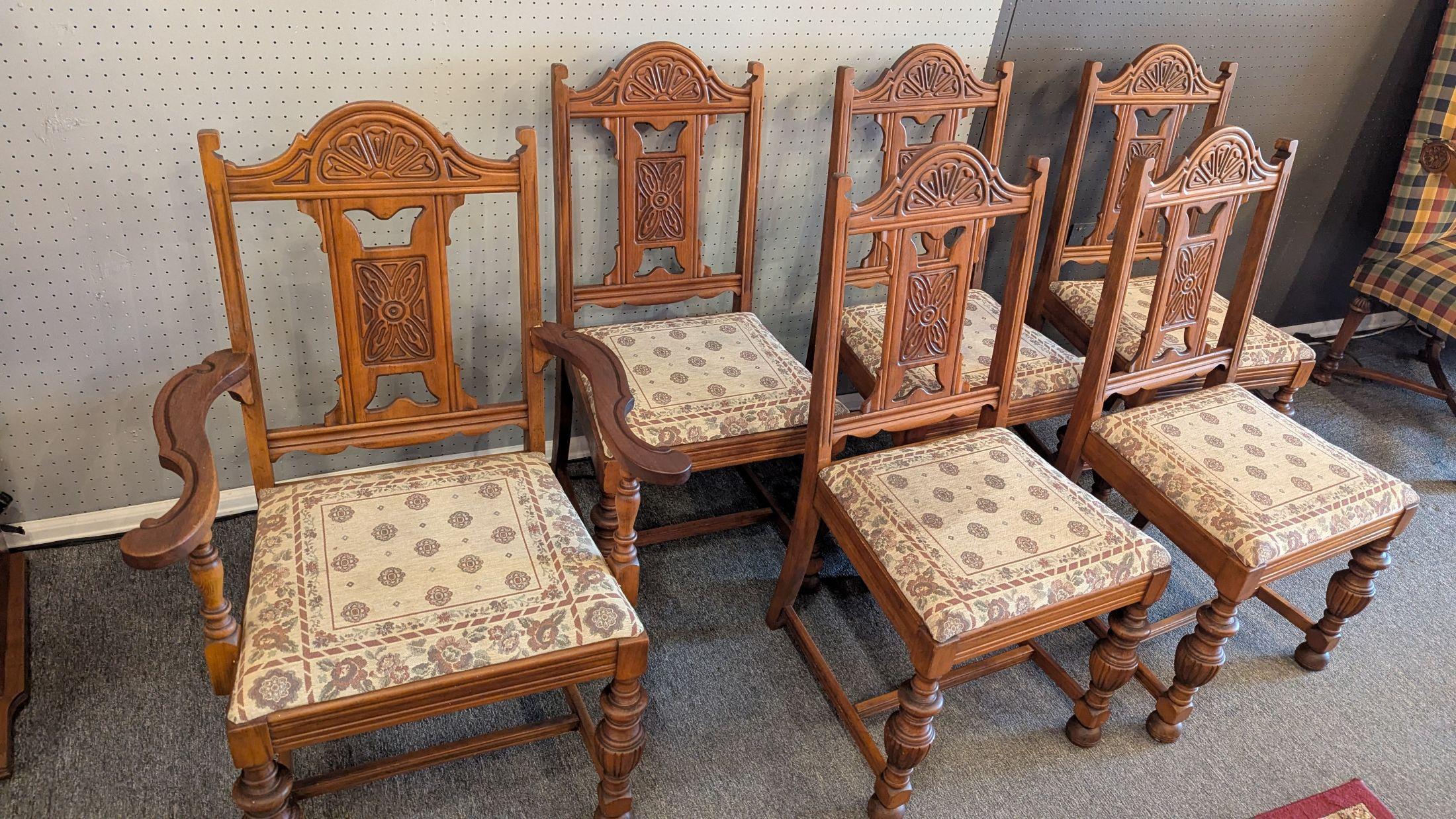 Tudor Jacobean Dining Table and 6 Chairs For Sale 7