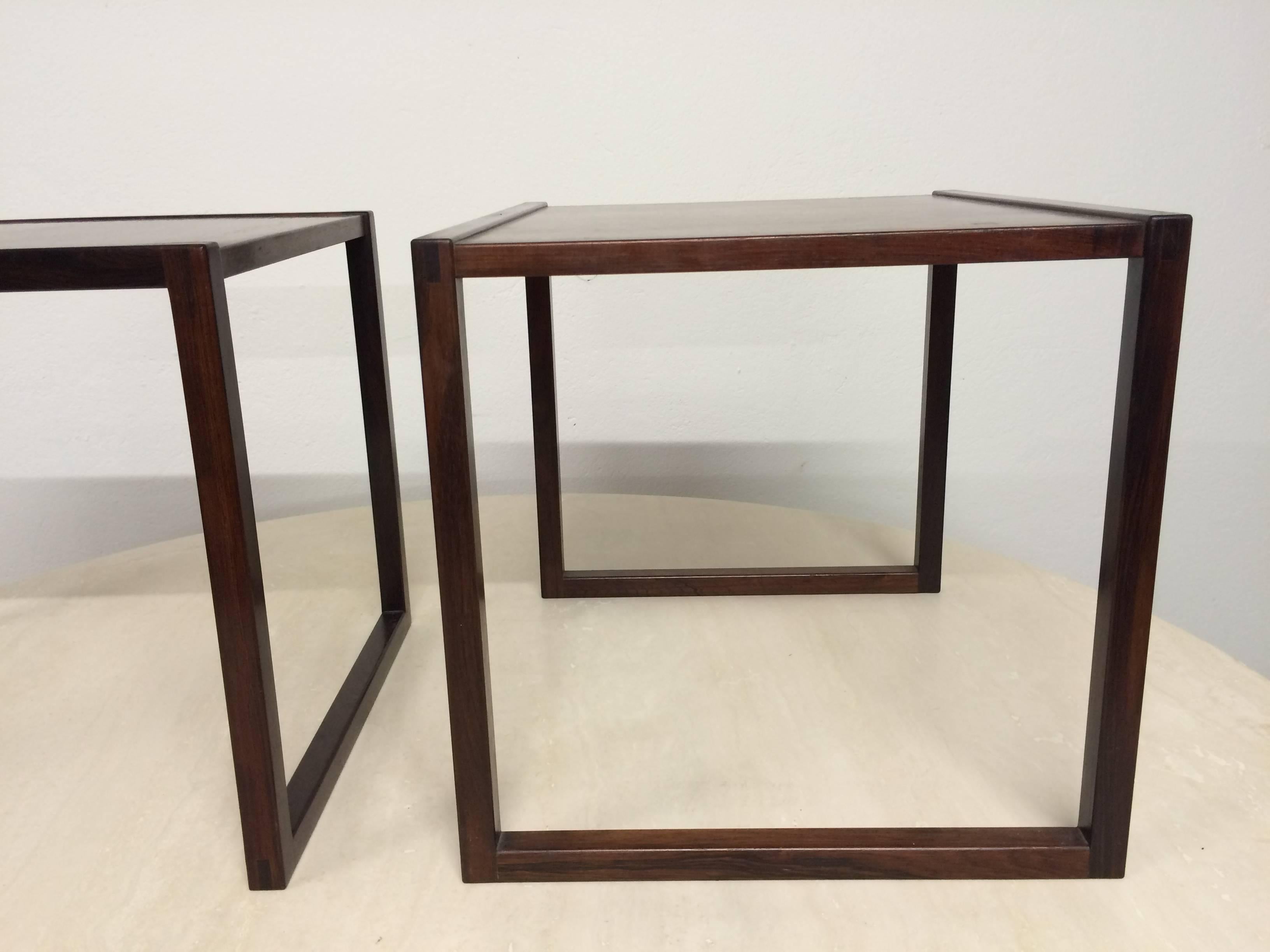 Pair of Rosewood Side Tables In Excellent Condition In Geneva, CH