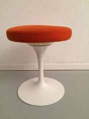 Eero Saarinen Tulip Stool Knoll