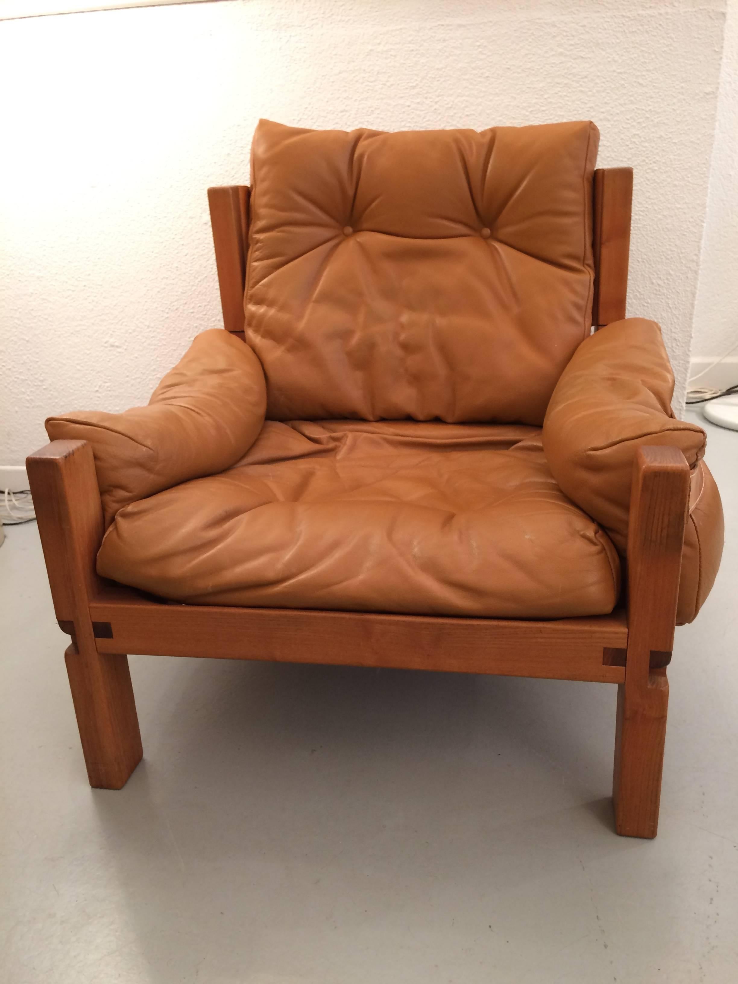 Vintage Solid Elm and Cognac Leather Armchair by Pierre Chapo 2