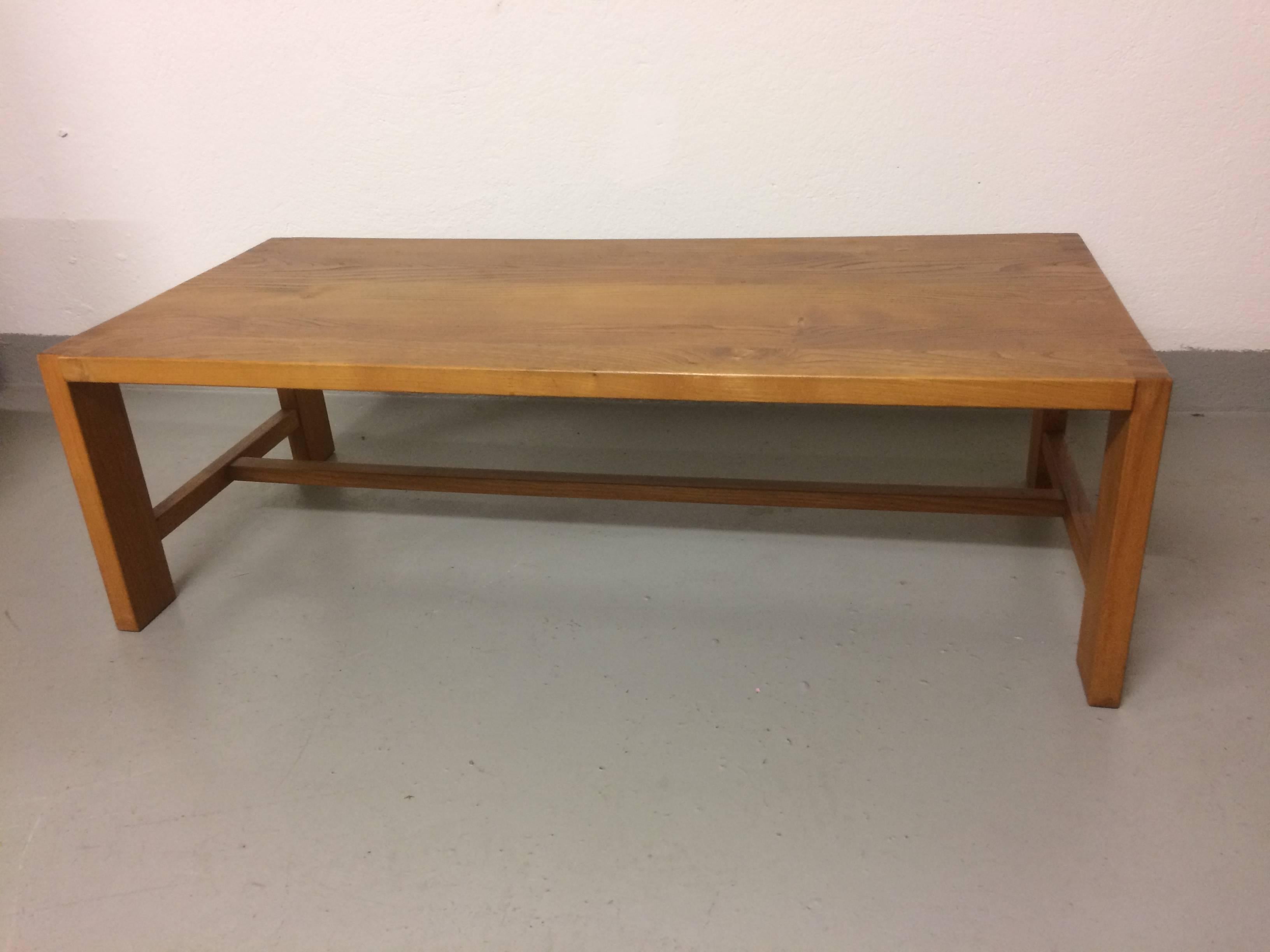 T06 solid elm coffee table by Pierre Chapo
Very good condition, nice patina.
     