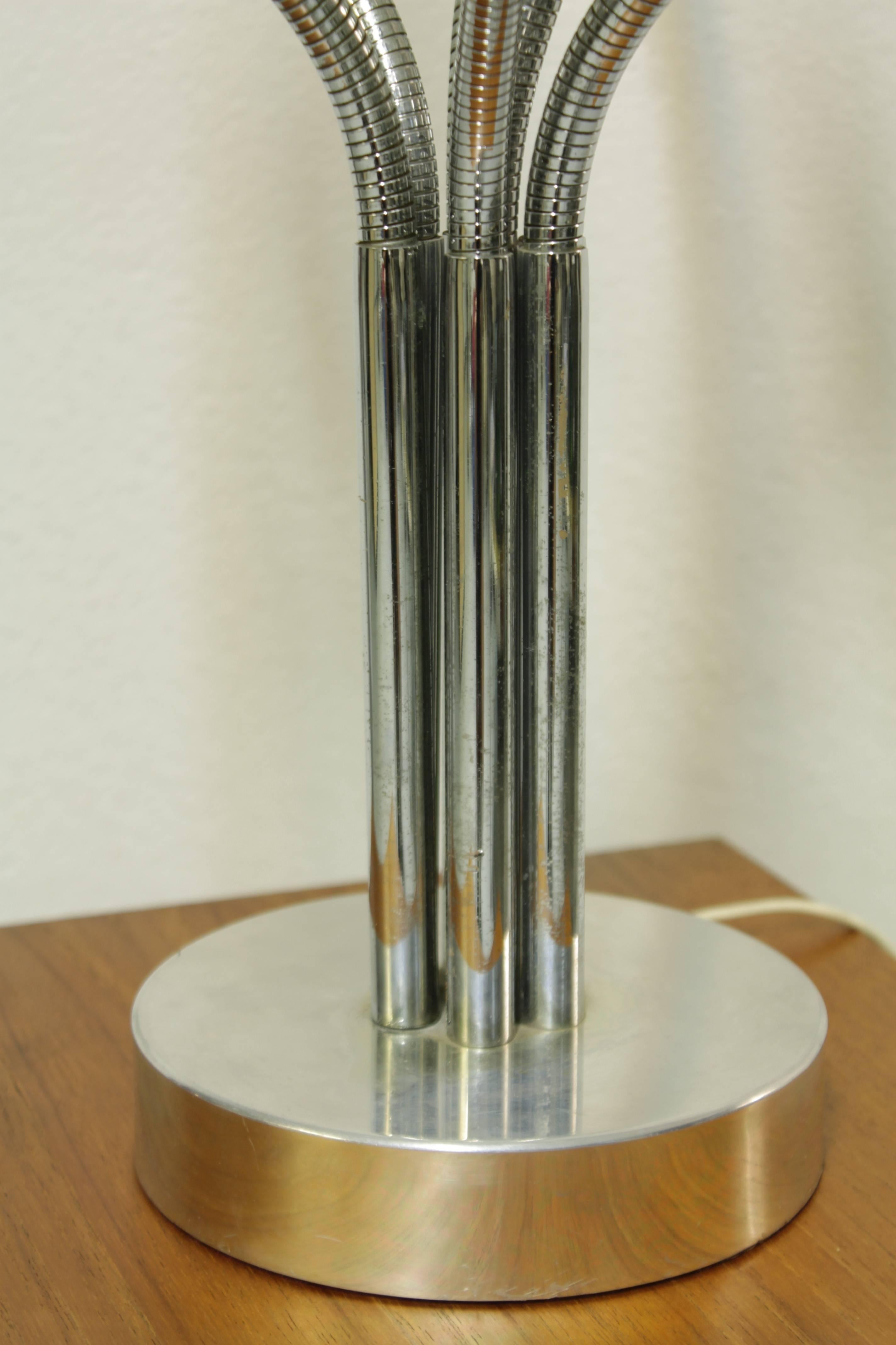 Unknown, 1970s Articulated Chrome Table Lamp In Excellent Condition In Geneva, CH