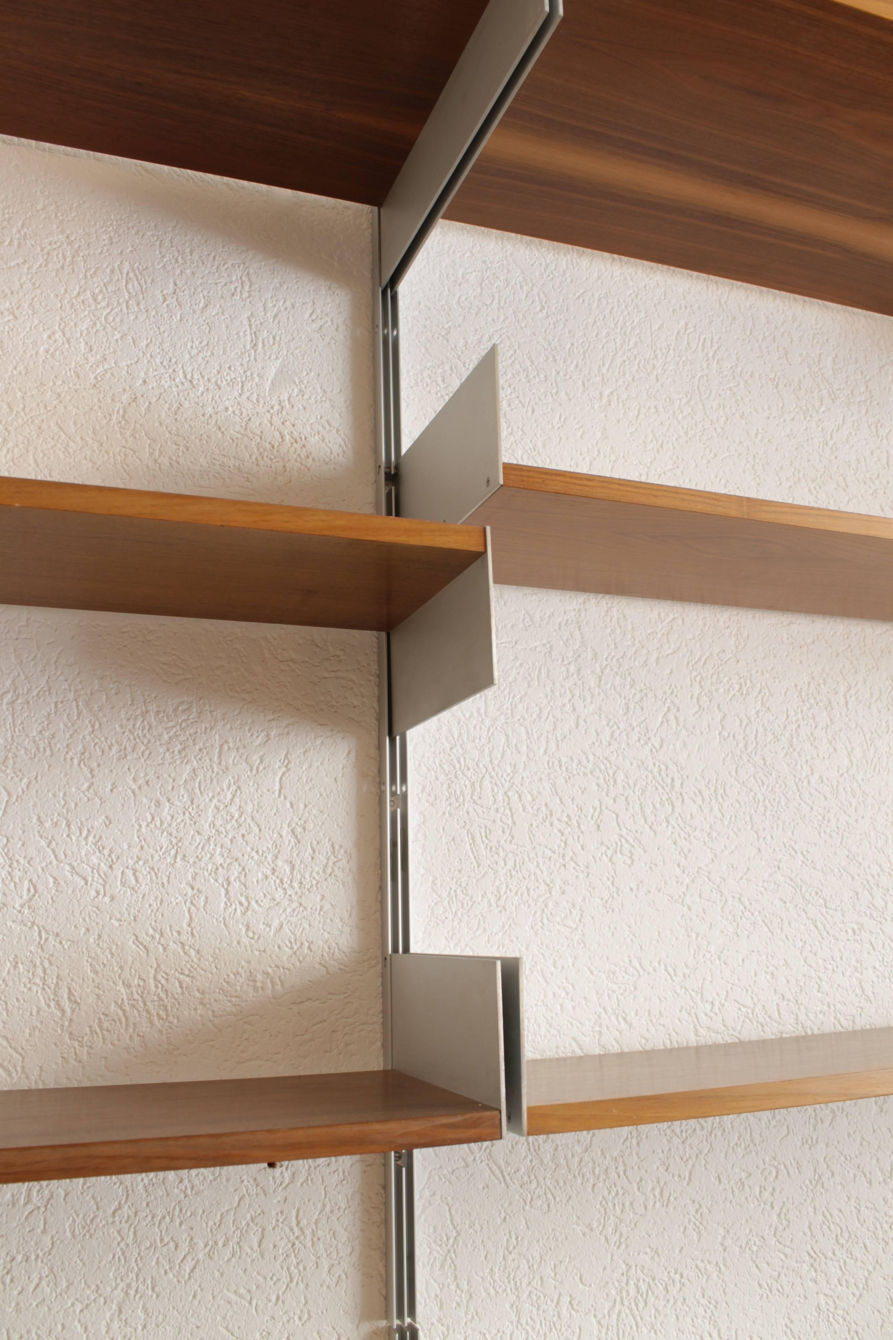 Dieter Rams Walnut and Aluminum Universal Shelving System In Excellent Condition In Geneva, CH