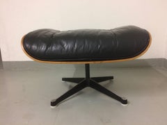Eames Lounge Chair Ottoman