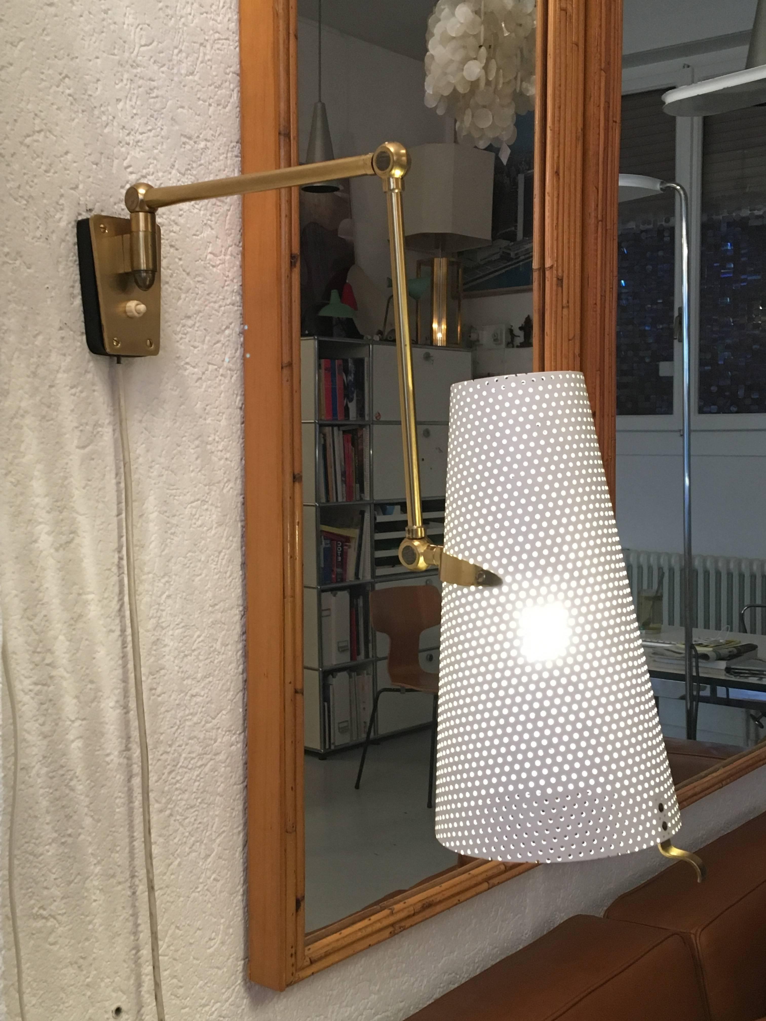 1950's Articulated Wall Lamp In Excellent Condition In Geneva, CH