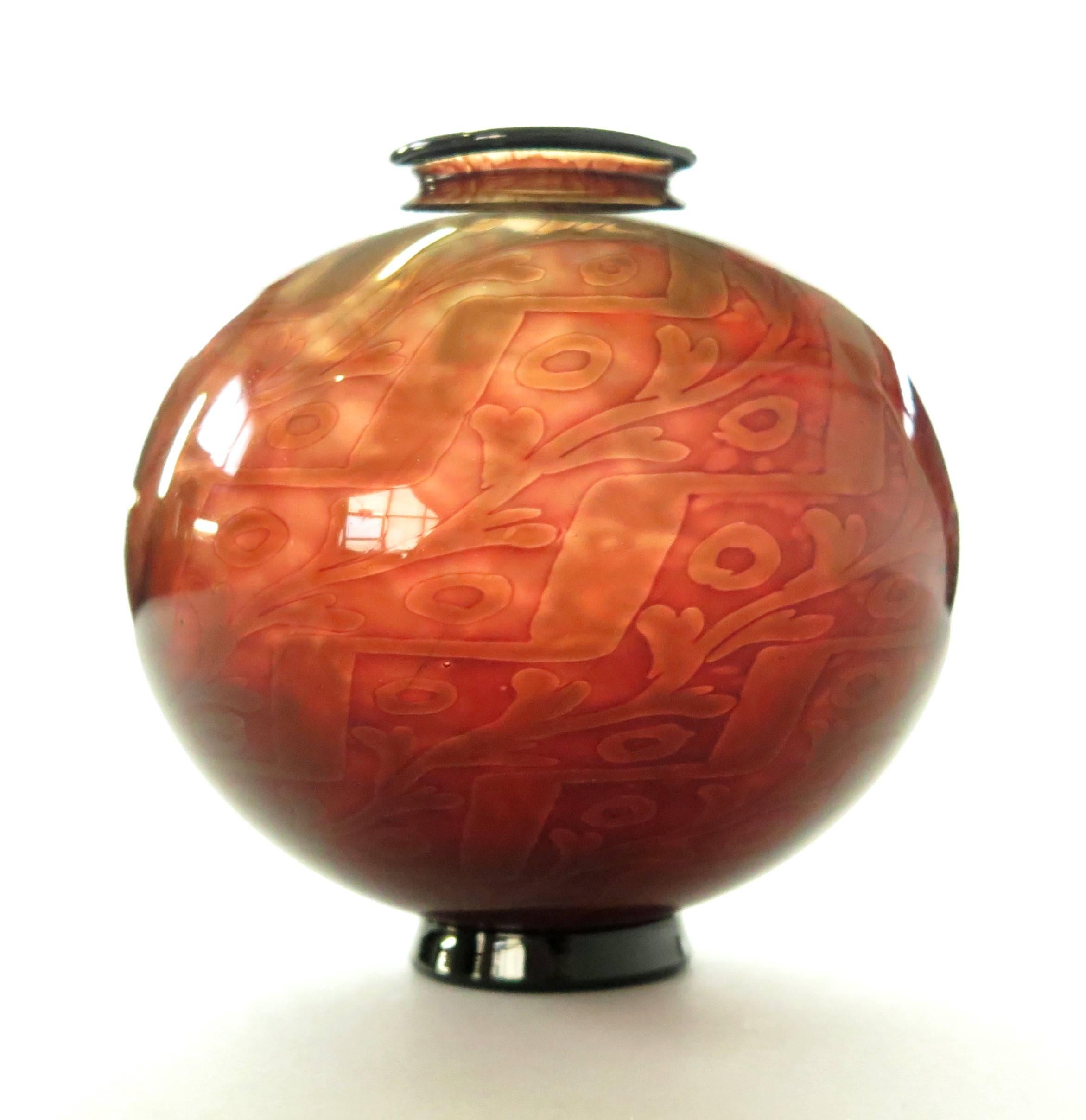 Orrefors Slip Graal Glass by Simon Gate, 1930 In Excellent Condition For Sale In Bern, CH