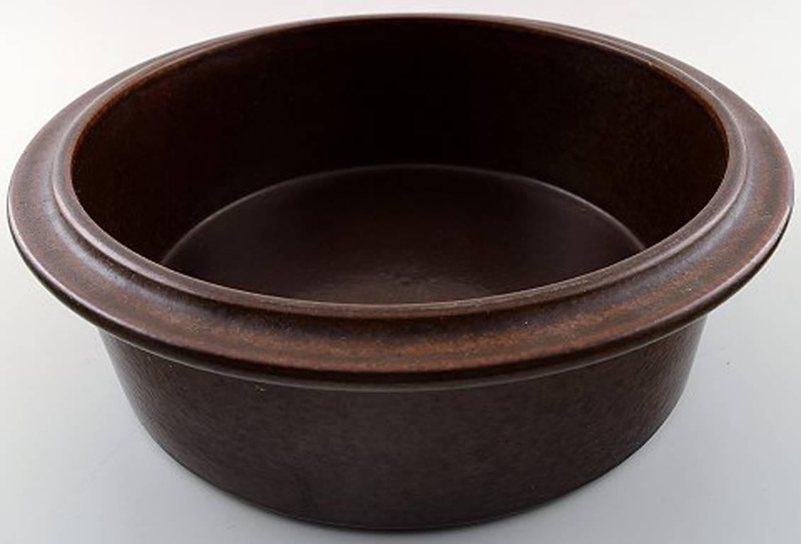 Arabia Ruska stoneware. Three bowls.

Finnish design, 1960-1970s.

The largest bowl measuring 22.5 x 7 cm.

In perfect condition.