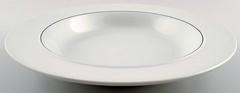 Seven Soup Plates Soup or Pasta or Porridge or Yoghurt. Aluminia blue line