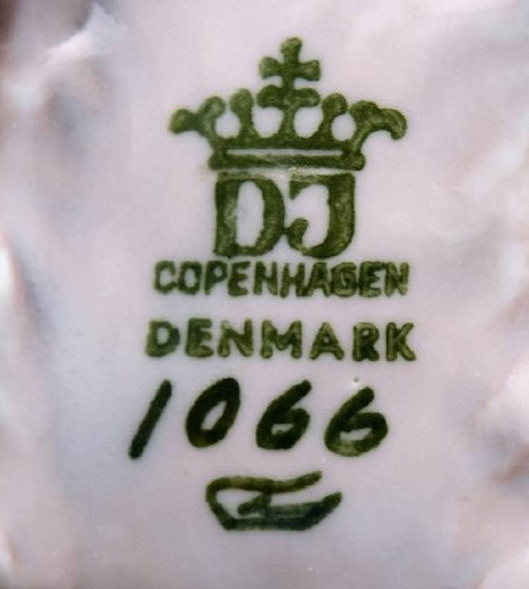 Dahl Jensen Number 1066, Scottish Terrier Standing, DJ In Good Condition For Sale In Copenhagen, DK