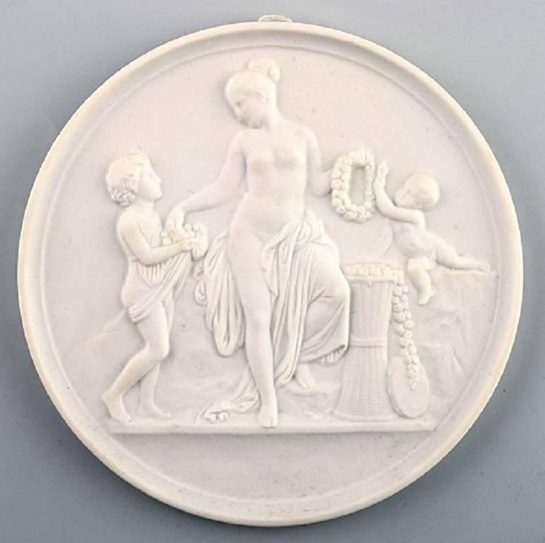 Six biscuit plaques/plaques after Thorvaldsen, Royal Copenhagen and B&G (Bing & Grondahl).

Mid-20th century.

Diameter: 14.2 cm.

In perfect condition, 1st.