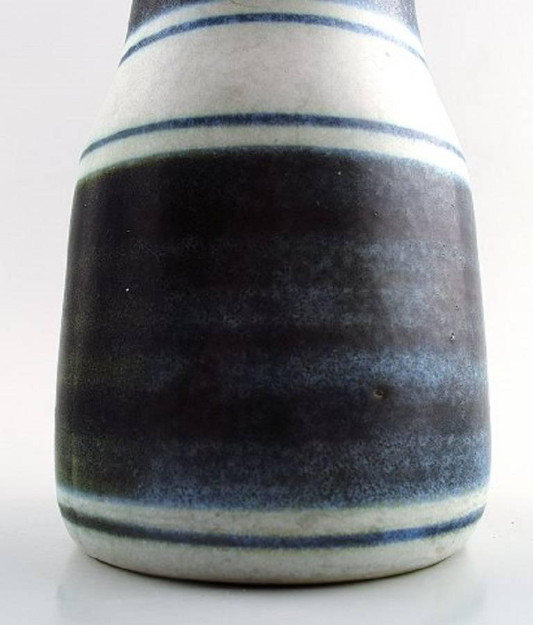 Pottery vase of Gunnar Nylund for Rörstrand.

