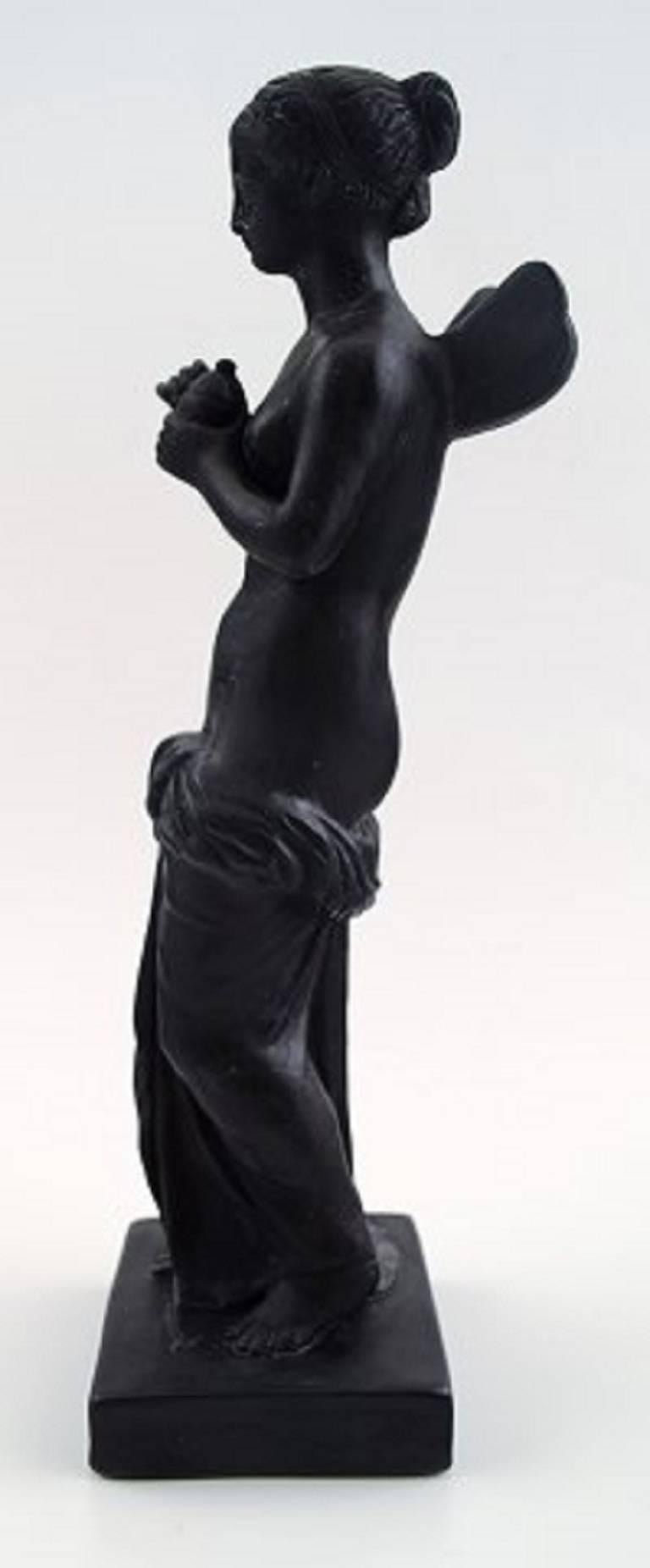 L. Hjorth, Figure in Black Terracotta. Model Number 438 In Excellent Condition In Copenhagen, DK