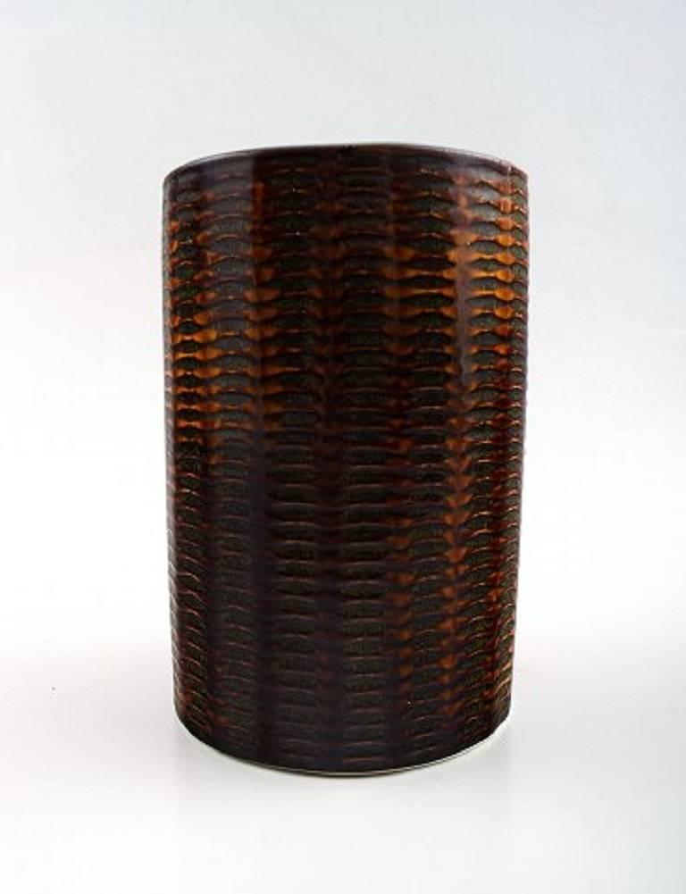 Stig Lindberg, Gustavsberg, Domino vase in ceramic,

1950s.

Measures: 14.5 cm. Diameter: 9.5 cm.

Stamped.

In perfect condition.