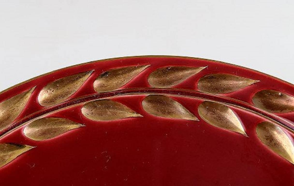 Collection of 'Red Rubin' Pottery with Red Glaze with Gold, Upsala-Ekeby, Gefle In Excellent Condition In Copenhagen, DK
