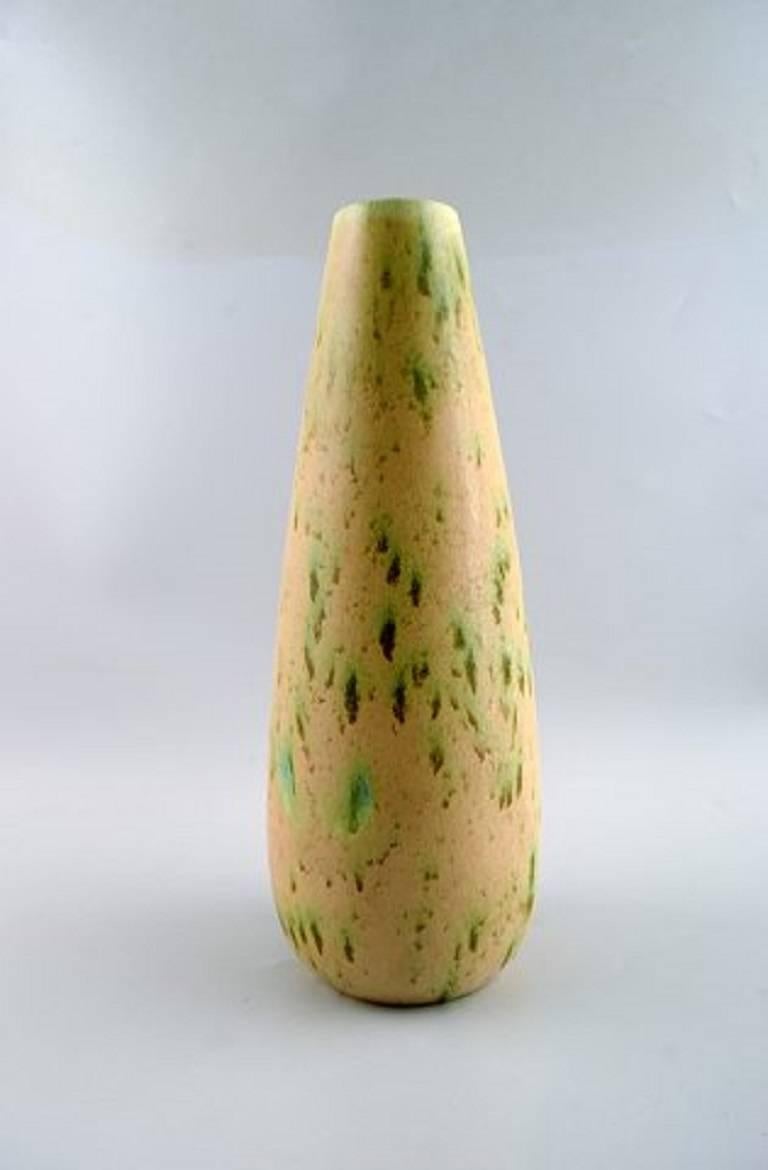 French ceramic vase. Beautiful glaze!

In perfect condition.

Measures: 35 x 14 cm.

Unstamped,

circa 1940s.
    