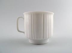 T. Wirkkala für Rosenthal Studio-Line Porzellan Noire Sechs- Personen-Couchtisch-Service
