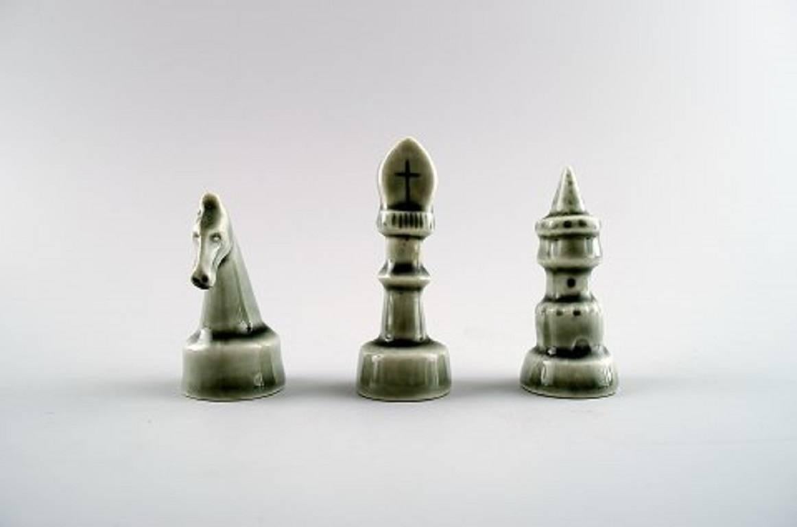 Late 20th Century Sven Wejsfelt for Gustavsberg, Complete Set of Chess Pieces in Ceramics For Sale