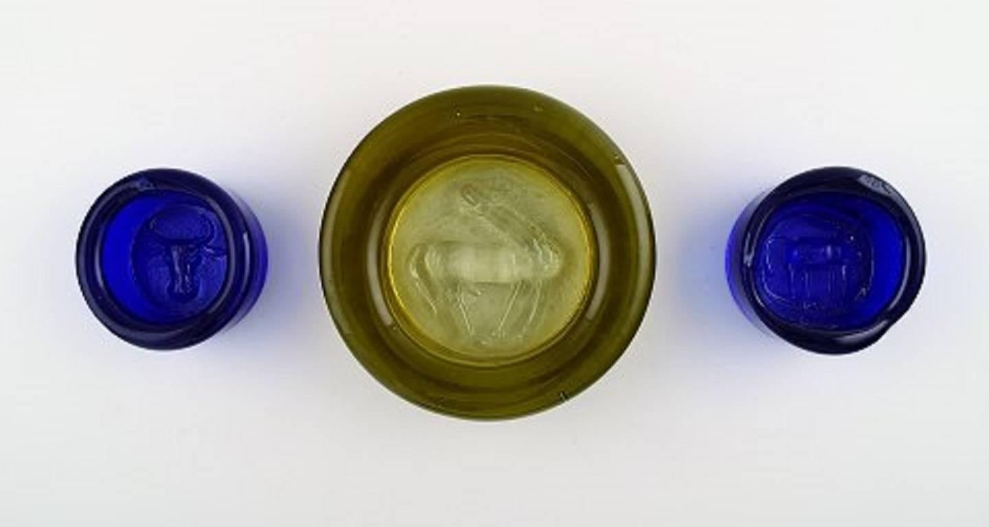 Kosta Boda, Erik Höglund/Hoglund (1932-1998), eight art glass in different colors.

Unstamped.

In perfect condition.

Measures: Largest 13 cm. x 4 cm.