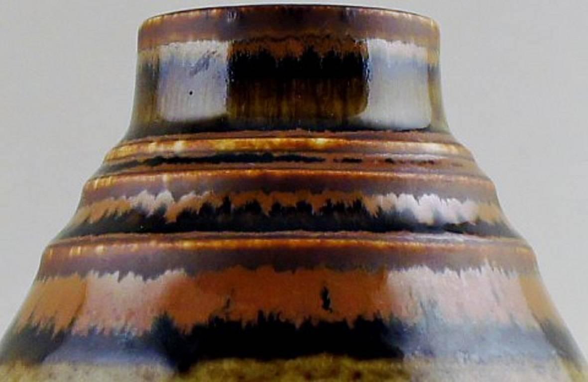 Rorstrand "GA" stoneware vase. 

In good condition. 

Measures: 18 x 16 cm.