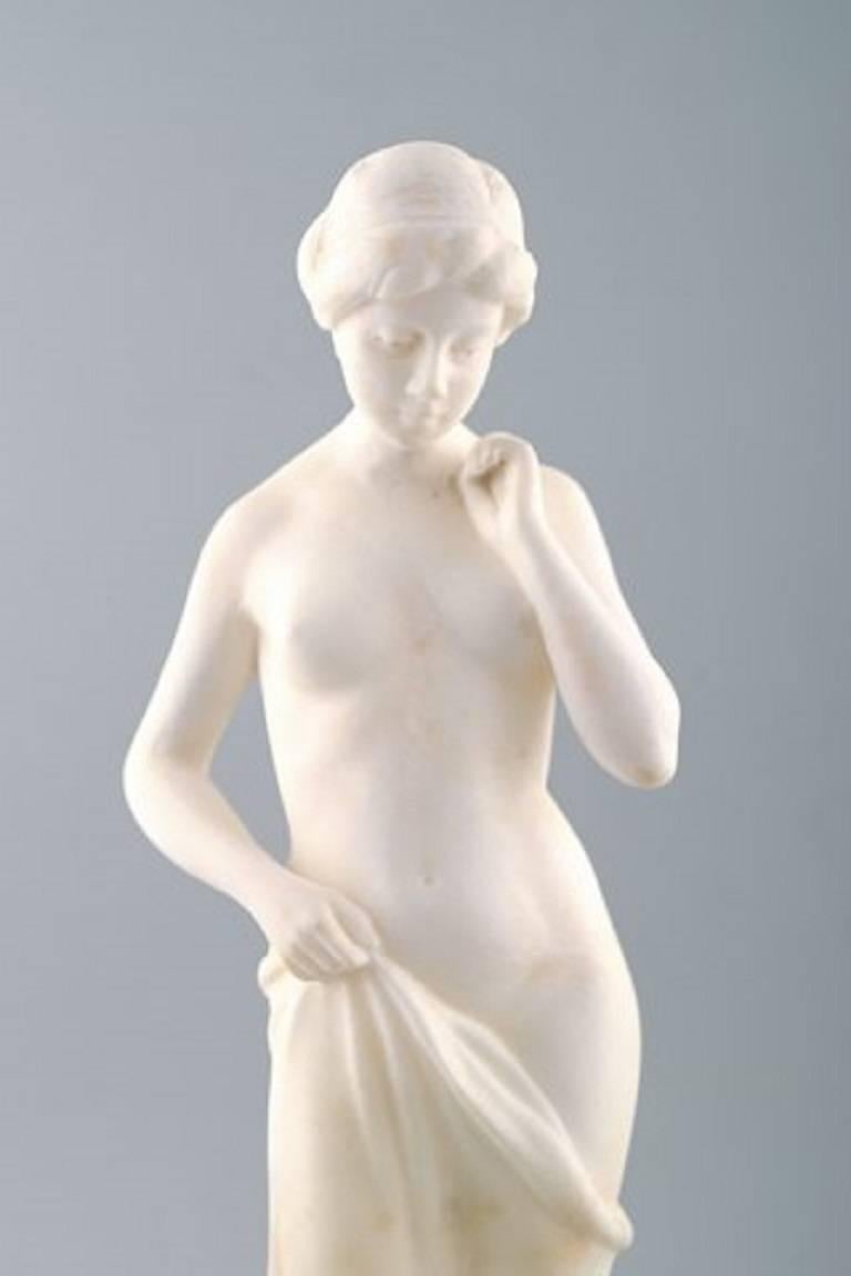 Large Figure of Naked Woman in Alabaster on Marble Base, Early 20th Century 2