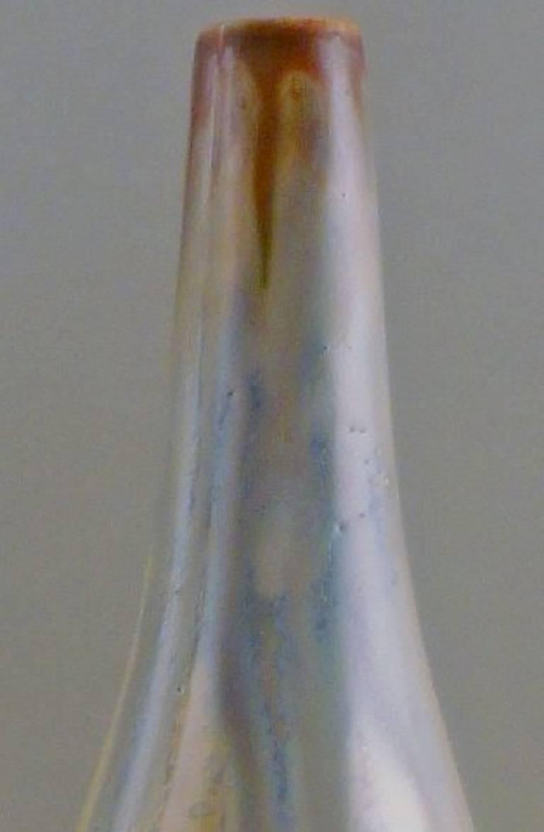 Français Gilbert Metenier Céramiste français, Vase Art Déco en jaune flamboyant, bleu, Brown