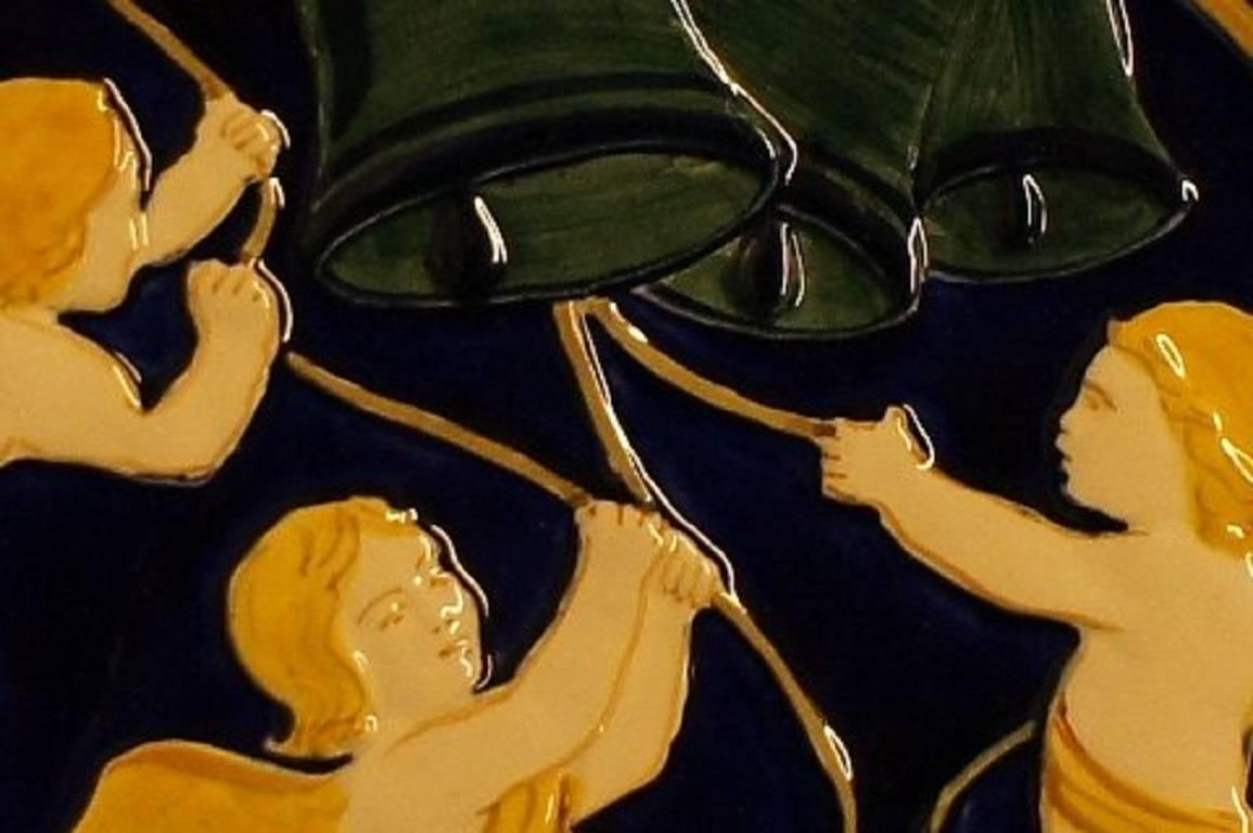 Danois Grande assiette de Noël Aluminia en faïence, 1910 en vente