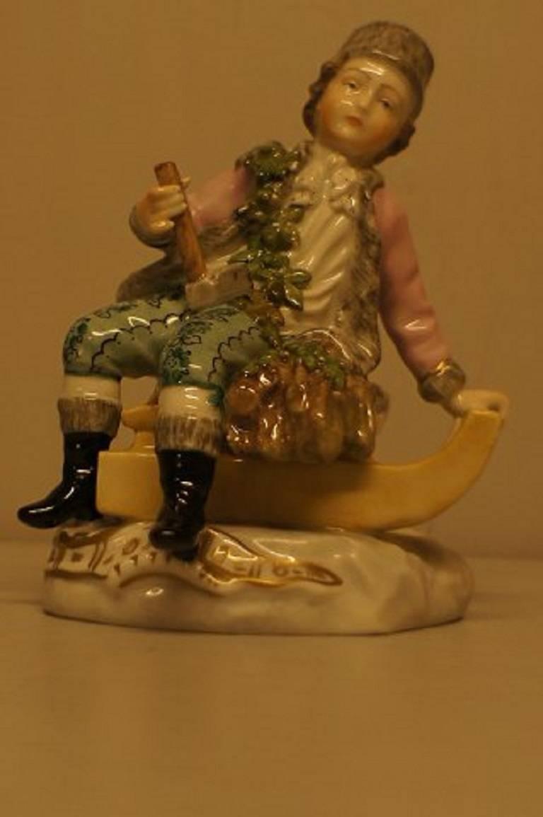 Vier deutsche Dresden Porcelain Figurinen in Aufglasurtechnik (20. Jahrhundert) im Angebot