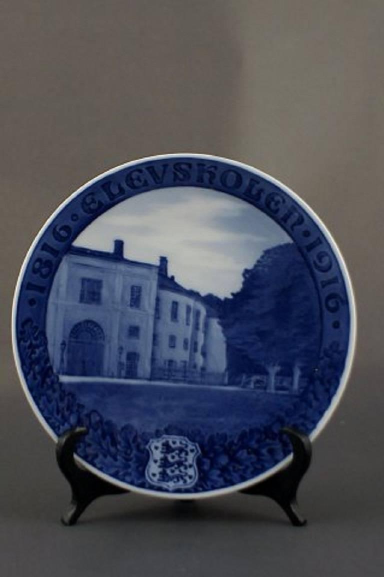 XX secolo Cinque piatti natalizi e commemorativi di Royal Copenhagen
