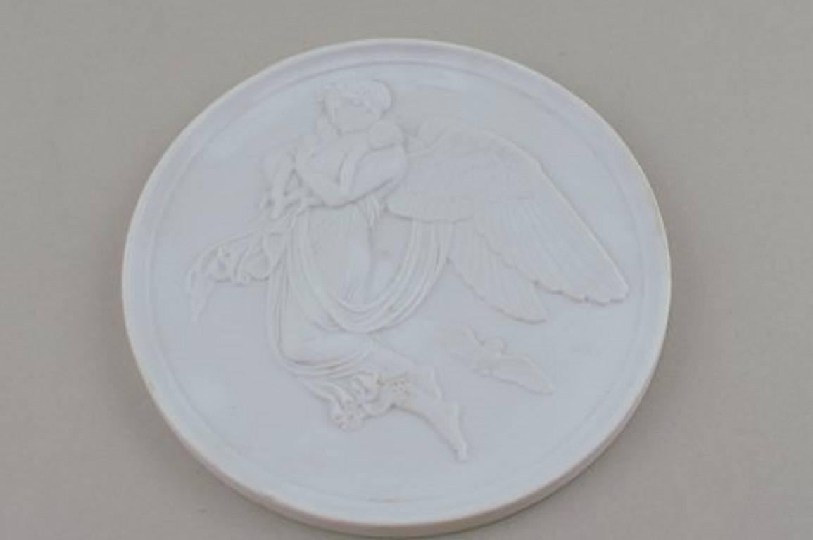 Six antique B & G (Bing & Gröndahl) biscuit plaques after Thorvaldsen,

 late 19th century. 

Measures: 14½ cm. in diameter. 

Hallmarked. 

In good condition, factory first.