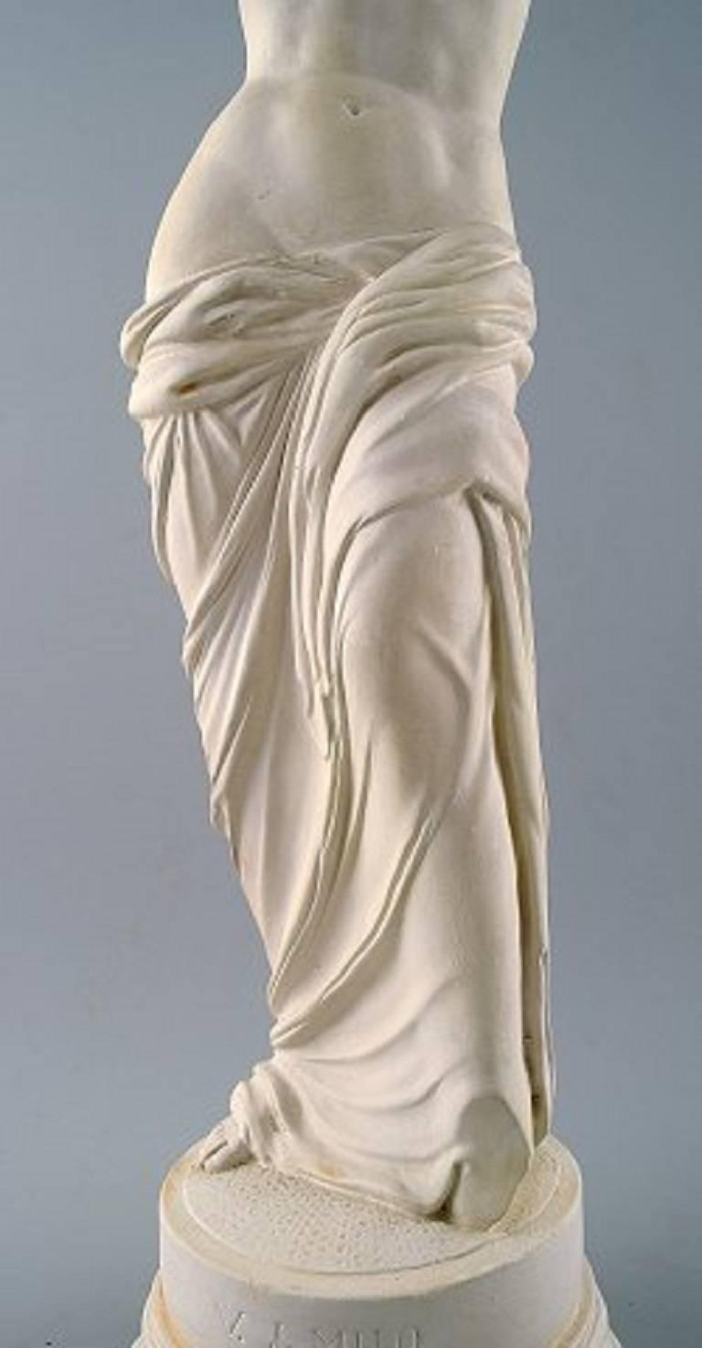 Venus de Milo Sculpture in Plaster, Early 20 Century In Good Condition In Copenhagen, DK
