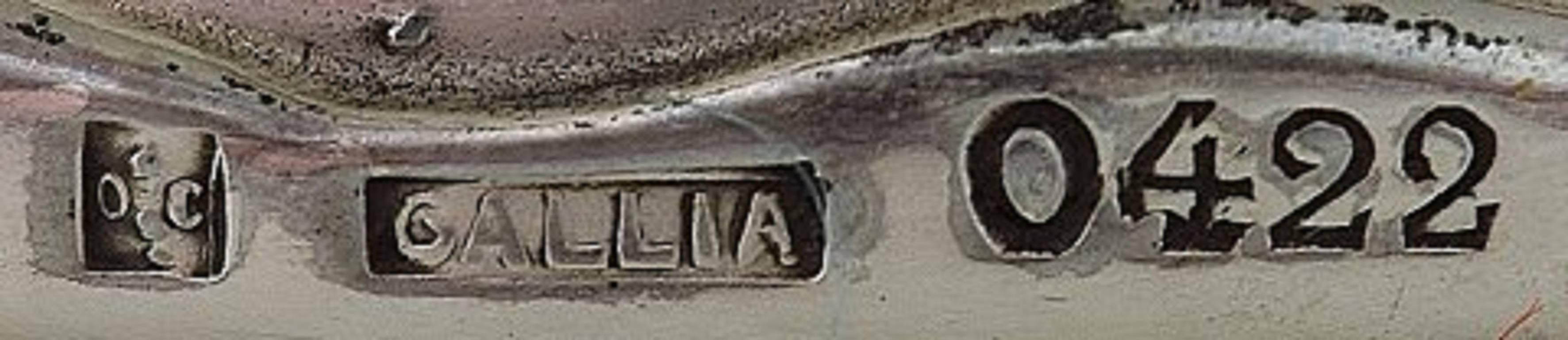 Rara e raffinata salsiera 