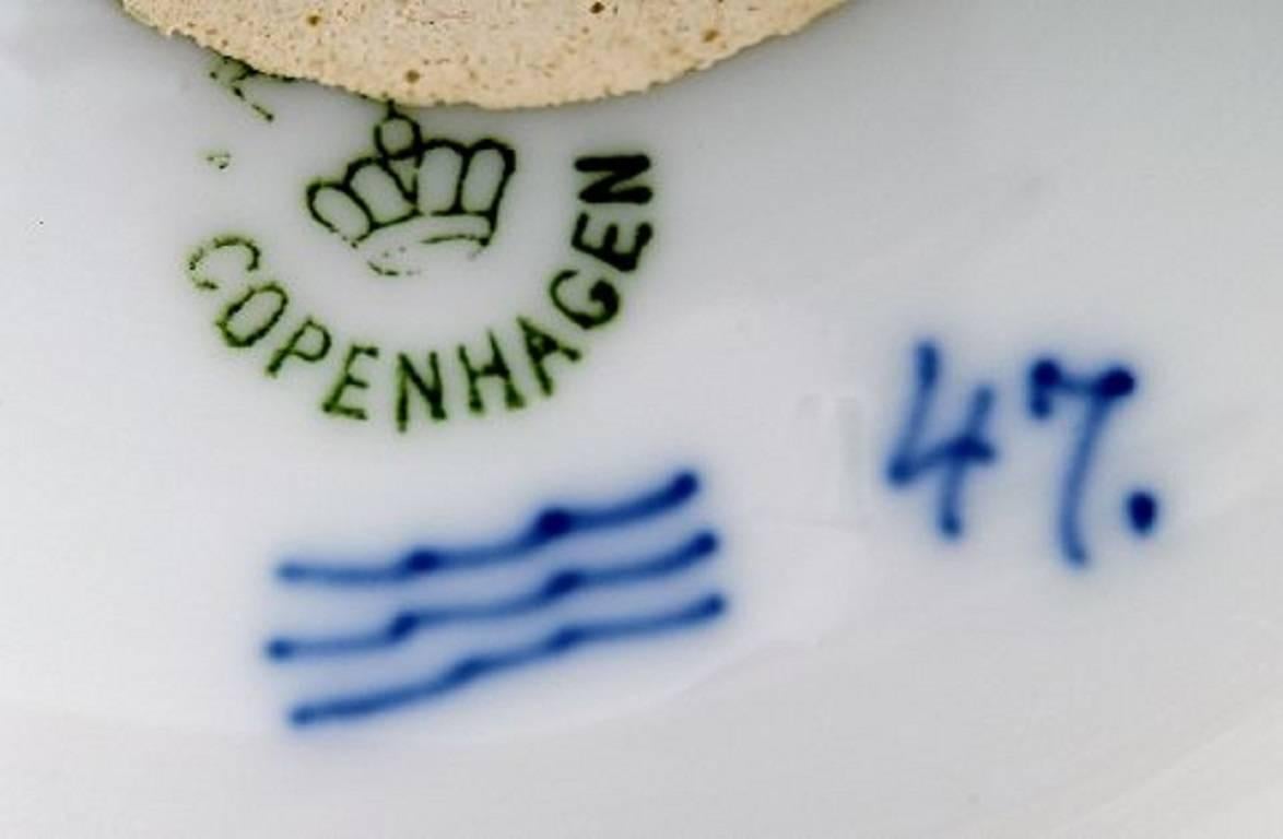 Royal Copenhagen Blue Fluted Plain Salad/Cake Dish on High Foot. No. 1/457 2