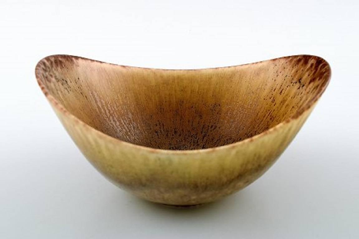 Rörstrand / Rorstrand, Gunnar Nylund ceramic bowl.

Beautiful glaze!!

Measures: 16 x 12 cm.

In perfect condition, 2nd factory quality.