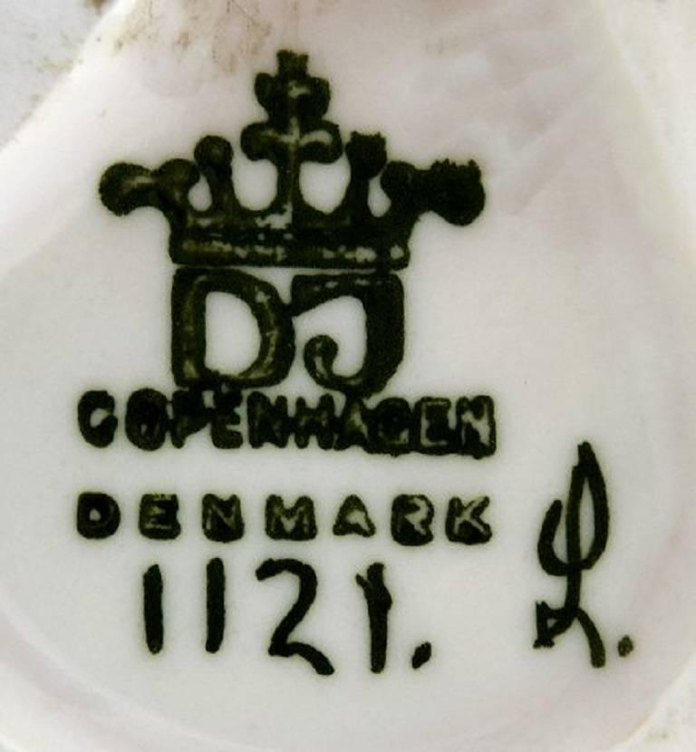 20th Century Dahl Jensen number 1121 Ermine or stoat porcelain figurine