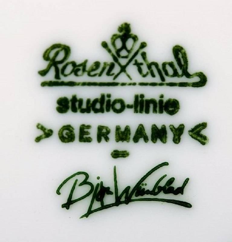 Rosenthal Studio Line, Bjorn Wiinblad Porcelain Bowl, Motif of Woman and Bird In Excellent Condition In Copenhagen, DK