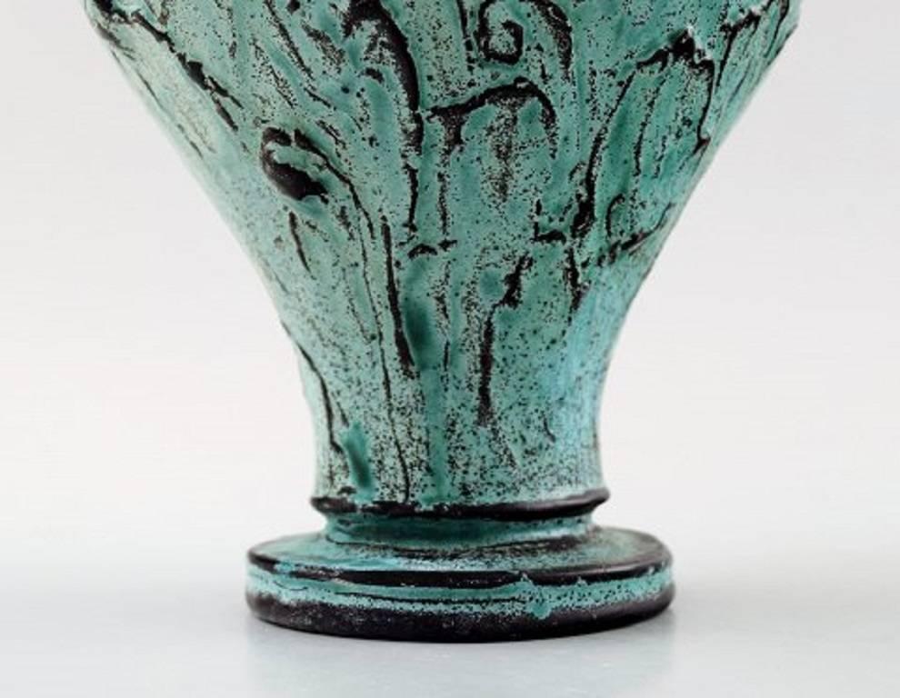 Svend Hammershoi for Kähler, Denmark, Glazed Stoneware Art Pottery Vase, 1930s.  In Excellent Condition In Copenhagen, DK