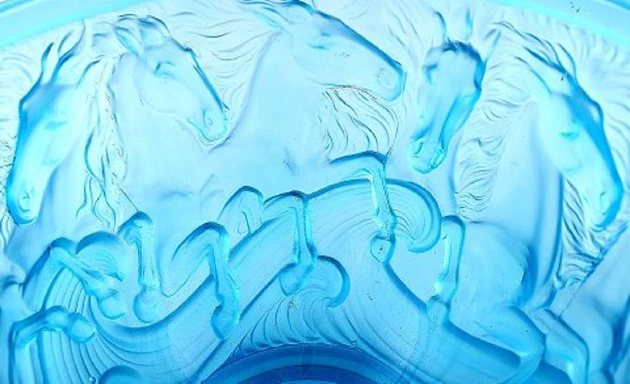 French Art Deco Lalique Style Art Glass Bowl in Turquoise with Horses in Relief