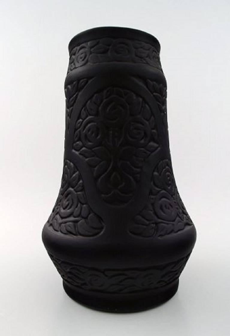 Hjorth / Ipsen's, Bornholm, Art Nouveau art pottery vase in Bindesboll style.

Approximately 1890s.

Measures: 29 cm. X 15 cm.

In perfect condition.

Stamped "BC"?.