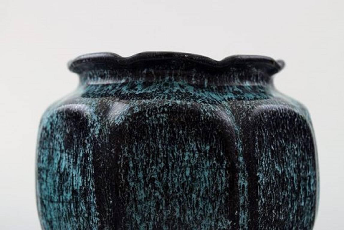 Art Deco Svend Hammershøi for Kähler, Denmark, Glazed Stoneware Art Pottery Vase, 1930s