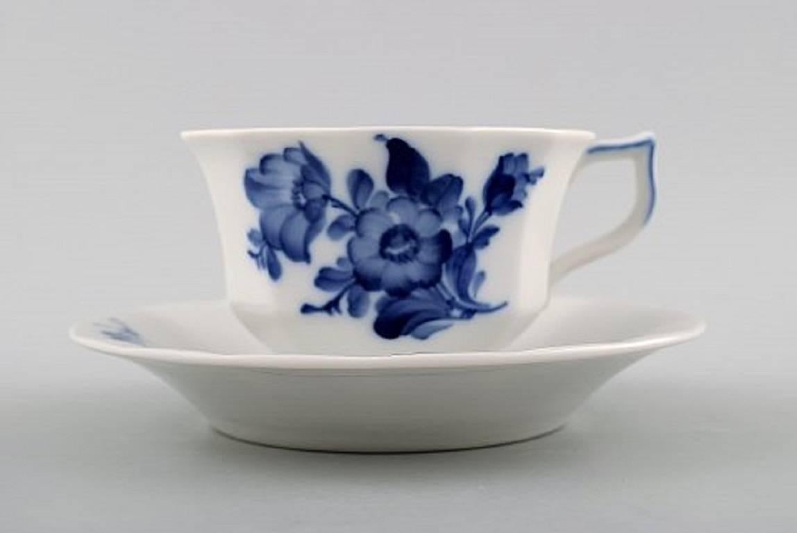Six persons Royal Copenhagen Blue flower angular chocolate service:

Six chocolate cups with saucers, six dessert plates, chocolate pot, sugar bowl, creamer and small bowl.

In perfect condition, 1st. factory quality. 
(Chocolate pot 2nd.