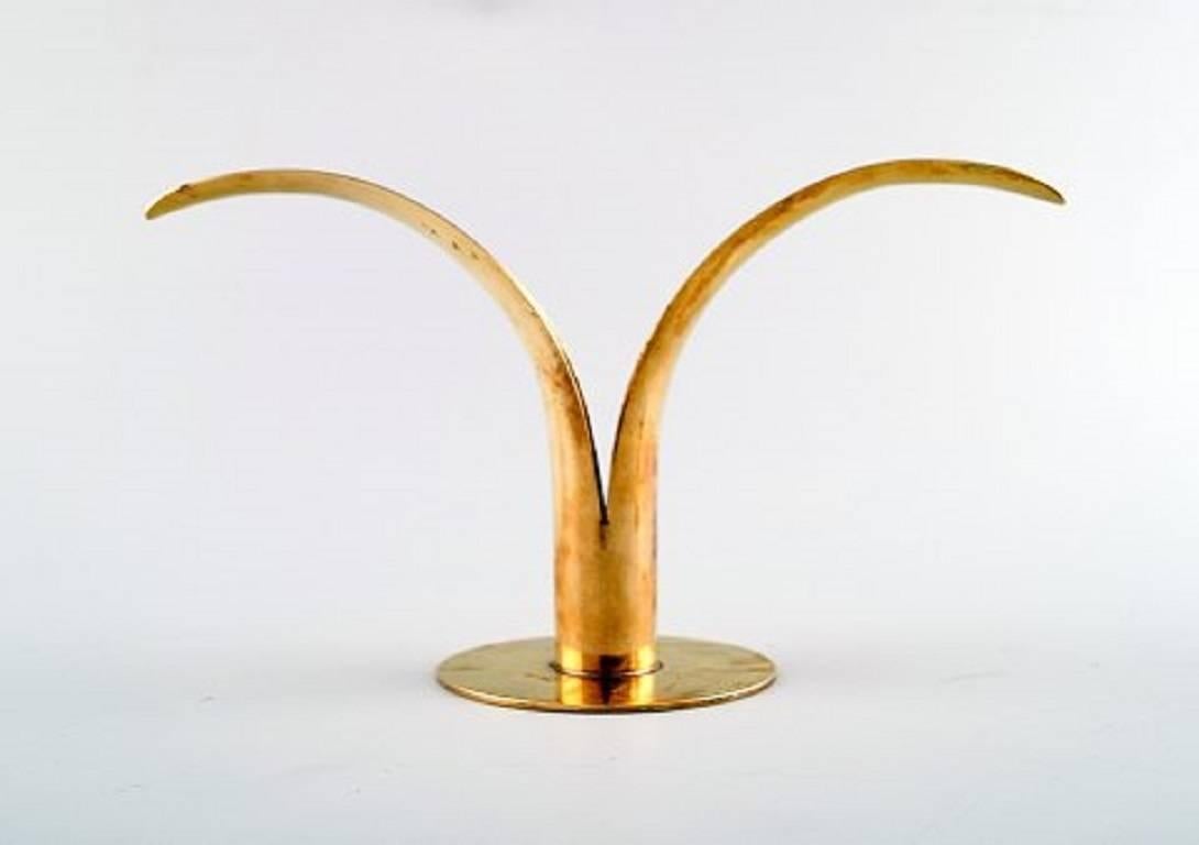 A pair of patinated brass, "Liljan" Ivar Aalenius Björk, Ystad metal.

Measures: 13 cm. high and 21 cm. in diameter. 

Swedish design Classic.

Very good condition.