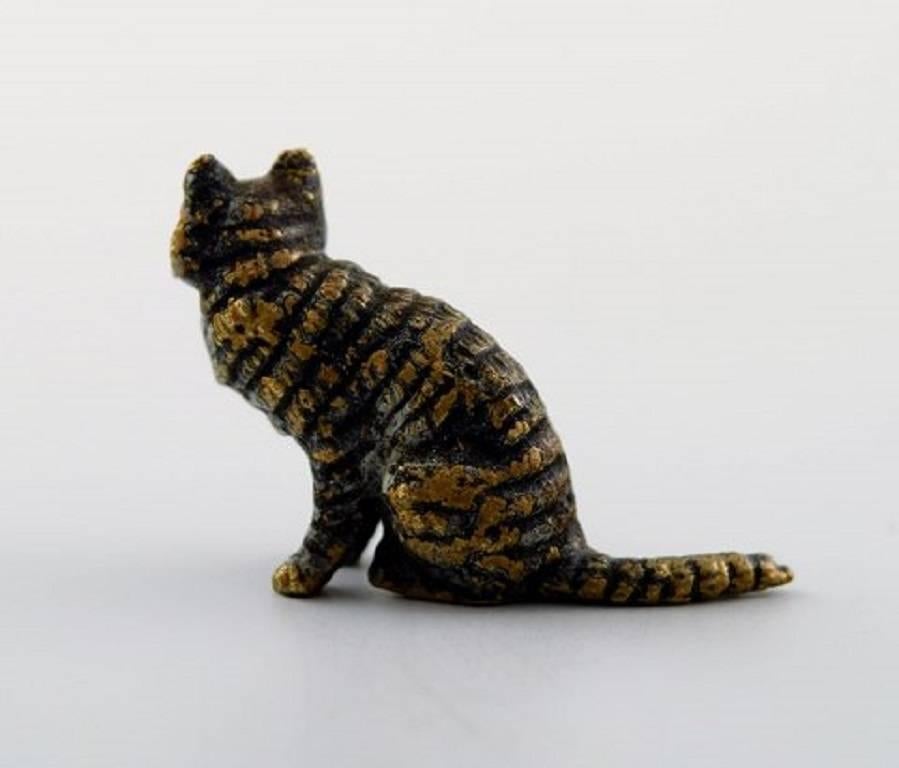 Vienna bronze, seated cat, high quality bronze figure.

Probably Franz Bergmann.

In good condition with fine patina.

Austria circa 1900s-1910s.

Provenance: Private Swiss collection.

Measures: 22 mm x 15 mm.

Unsigned.