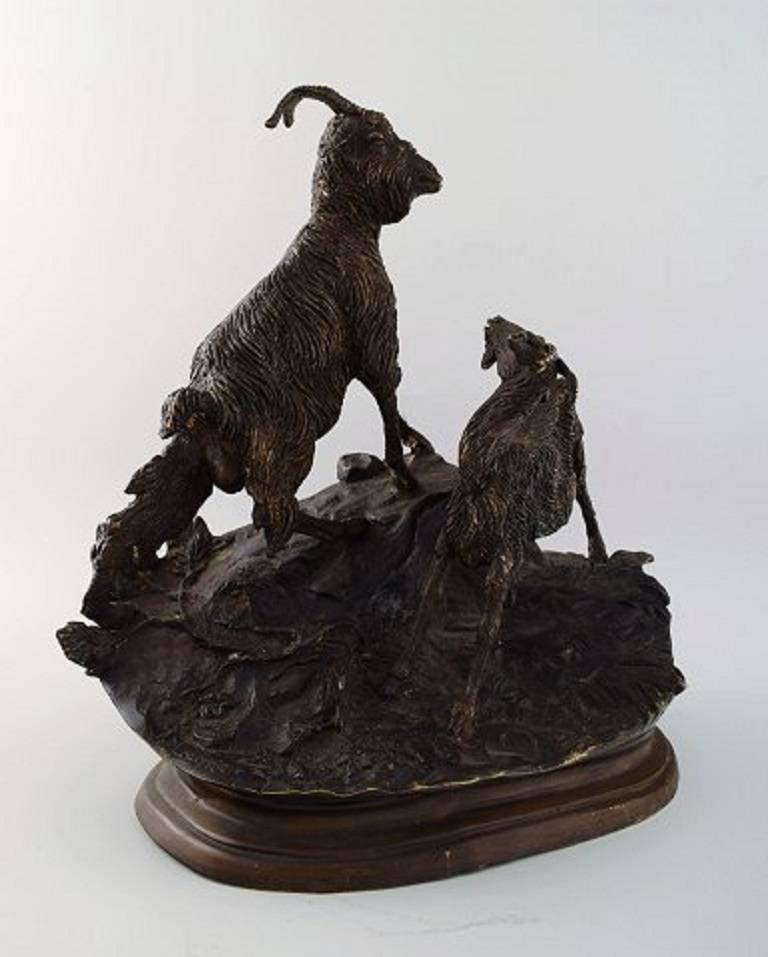 Jules Moigniez (b. 1835 d. 1894) bronze sculpture of goat pair on oval base.

Signed on the base: 'J. Moigniez '.

Total weight approximately 6 kg.

Measures: H 37 cm, L 28 cm, B 16 cm.

In perfect condition.

Price example: Moigniez sculpture sold