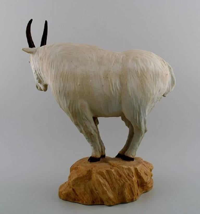 Rare B&G/Bing & Grondahl large muflon / wild sheep, figure in stoneware.

Stamped: KN, number 7032, b&g

Measures: 33 cm. X 27 cm.

1st. factory quality, in perfect condition.