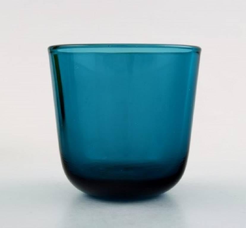 Scandinavian Modern Kaj Franck, Nuutajarvi Glass Works, 12 Vodka / Shot Glasses