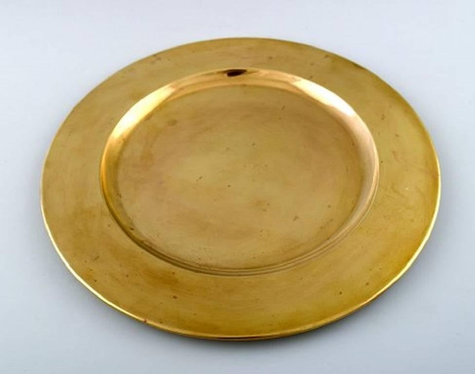 Set of six cover plates in brass.
Danish design, 1960s.
In perfect condition, beautiful patina.
Measures: 27.3 cm.