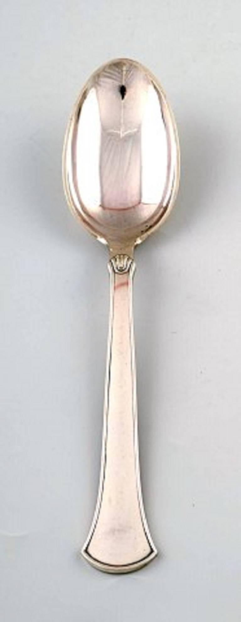 Hans Hansen silverware number 5. Two dinner spoons in sterling silver. 
Measures: 18.5 cm.
Perfect condition.
Stamped.