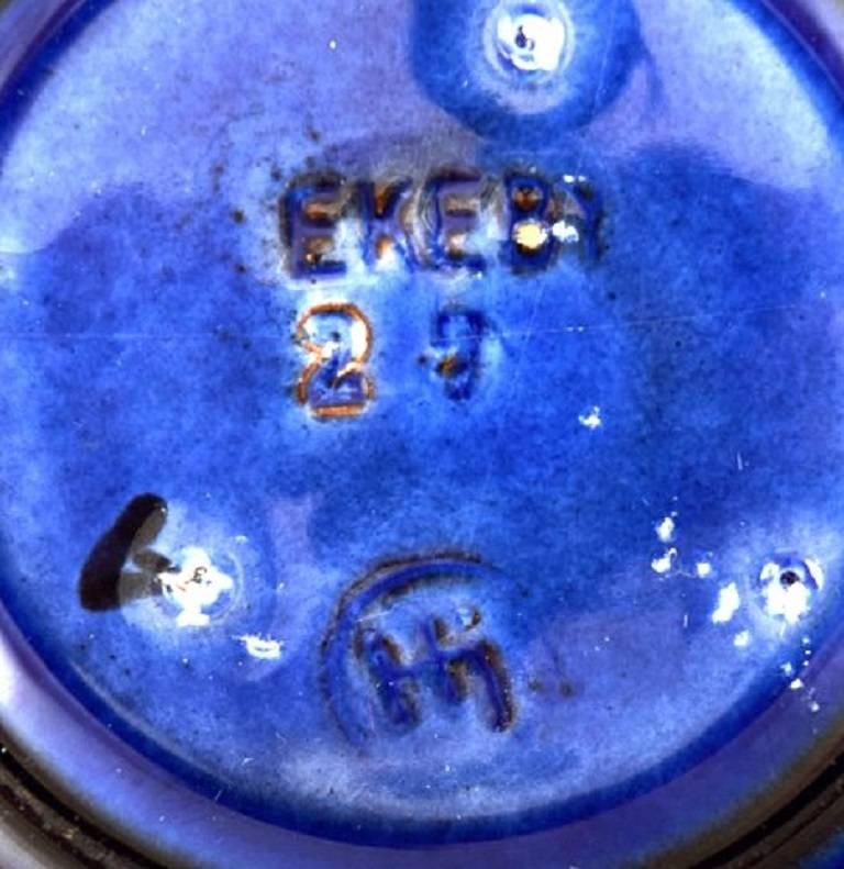 Mid-20th Century Upsala-Ekeby Ceramic Dish, Glaze in Blue and Black Tones, Sweden, 1950s For Sale