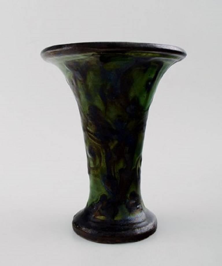 Khler, Dänemark, Vase aus glasiertem Steingut in Trompetenform (Art déco) im Angebot