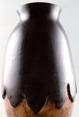 Thorvald Bindesboll für Kopenhagen Lervarefabrik:: Eifrig:: Große Keramikvase